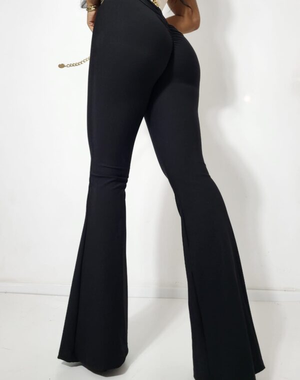 Spodnie dzwony prążkowane z wysokim stanem Black