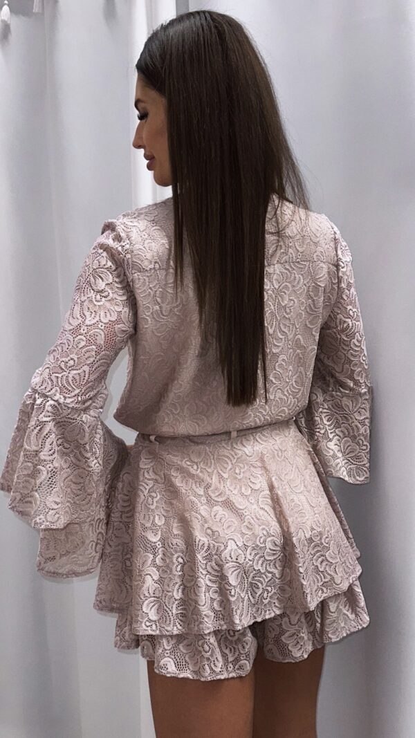 Kombinezon dzwonek koronka pudrowy